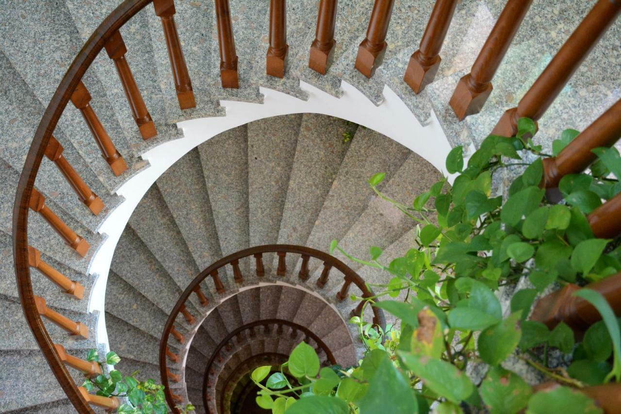 Castelvetere Hotel Caulonia Bagian luar foto